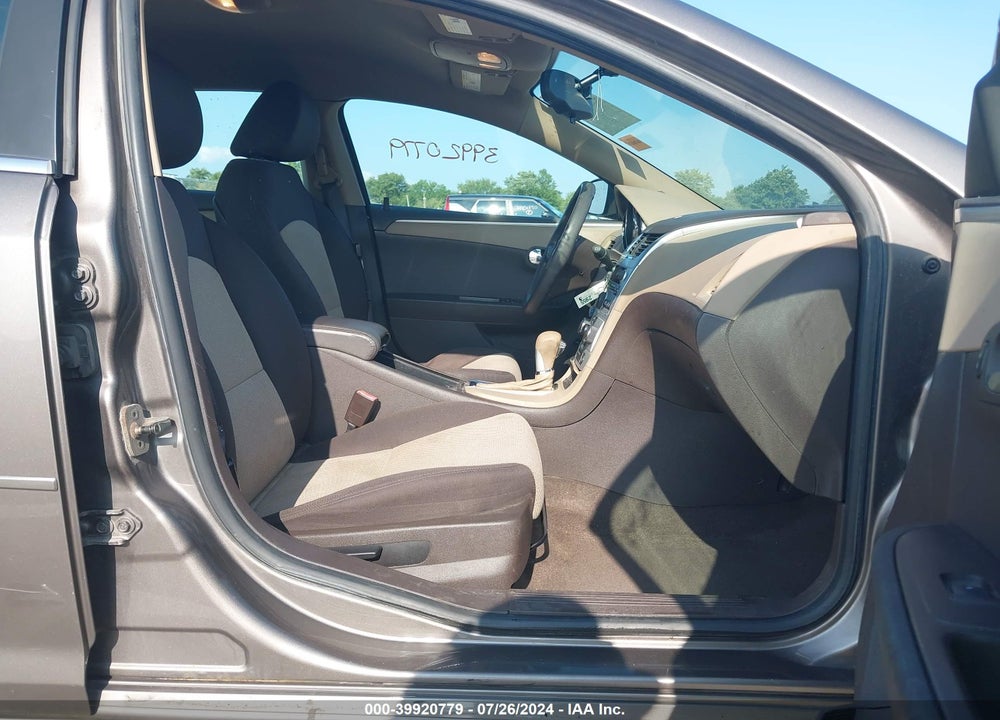 2011 CHEVROLET MALIBU LS VIN: 1G1ZB5E16BF212944