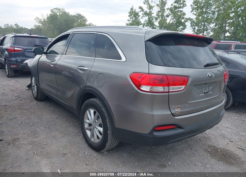 2016 KIA SORENTO 2.4L LX VIN: 5XYPG4A35GG085593