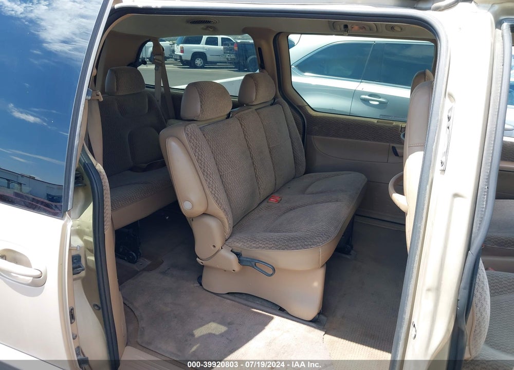 2000 DODGE GRAND CARAVAN SE VIN: 2B4GP44G9YR699572