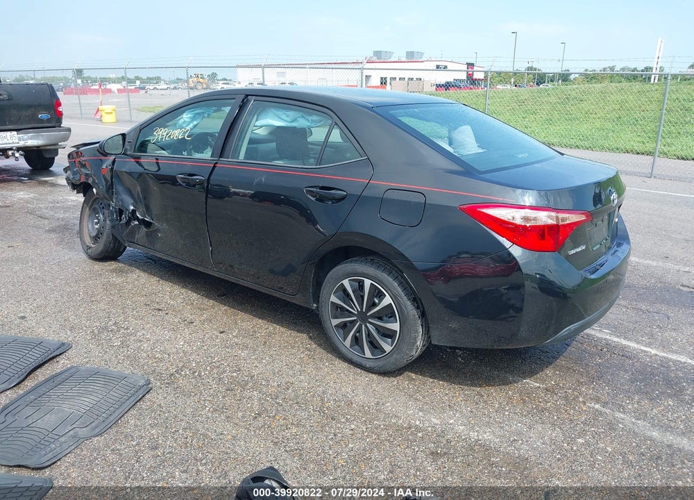 2017 TOYOTA COROLLA LE VIN: 2T1BURHE7HC890516