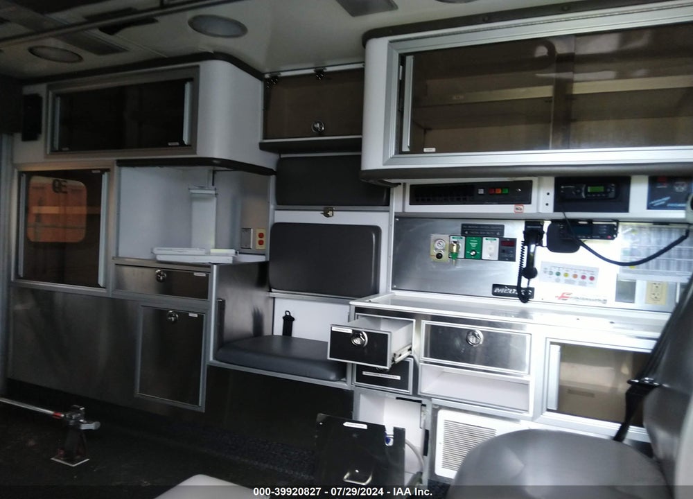 2017 FORD E-450 CUTAWAY VIN: 1FDXE4FS9HDC66228