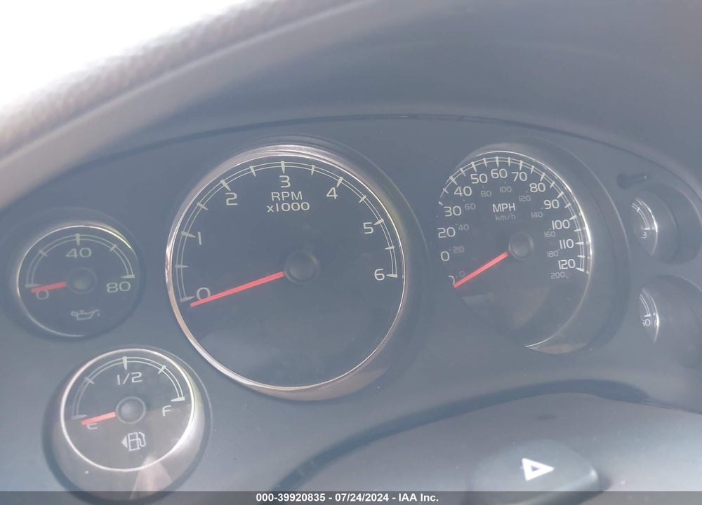 2008 GMC YUKON DENALI VIN: 1GKFK63868J147815