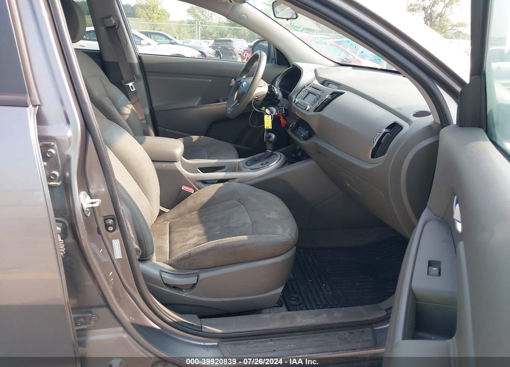 2016 KIA SPORTAGE LX VIN: KNDPBCAC1G7815439