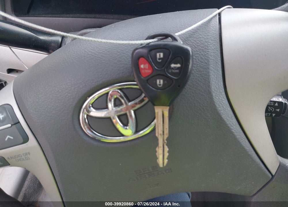2011 TOYOTA CAMRY LE VIN: 4T1BF3EK2BU624909