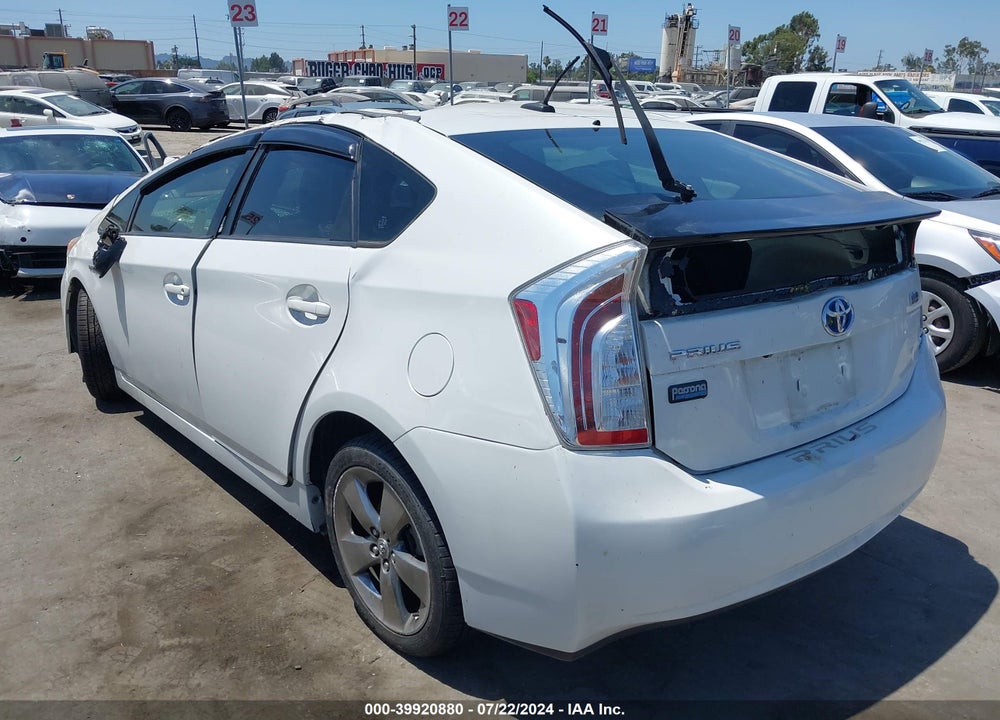 2013 TOYOTA PRIUS THREE SE VIN: JTDKN3DU9D5613655