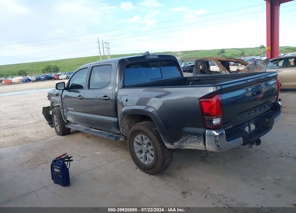 2018 TOYOTA TACOMA SR5 V6 VIN: 3TMAZ5CN8JM063814