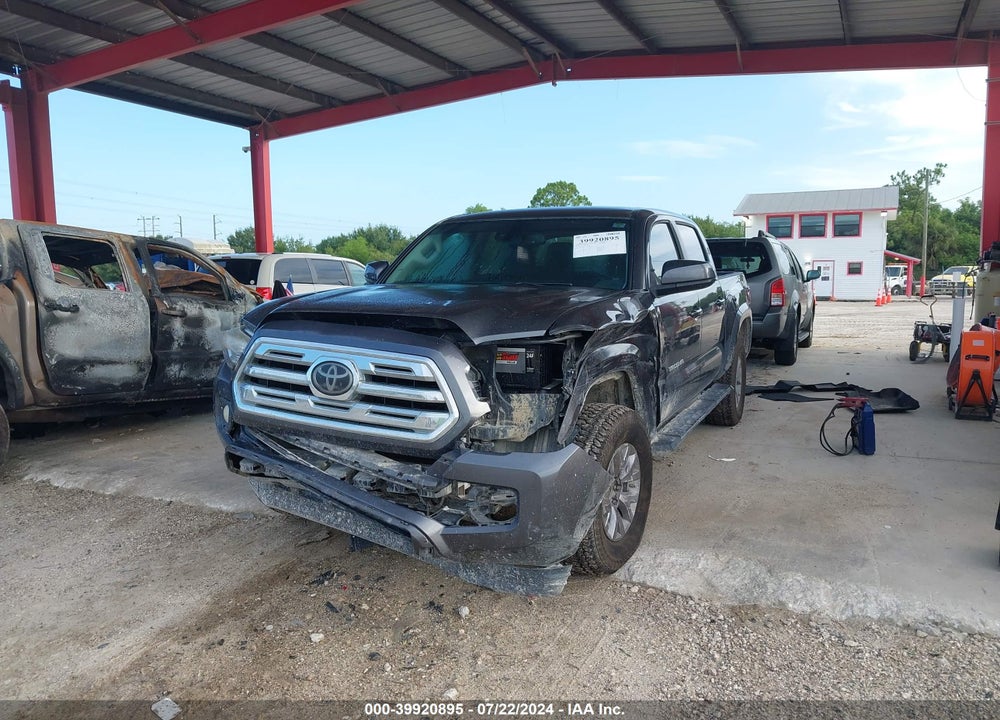 2018 TOYOTA TACOMA SR5 V6 VIN: 3TMAZ5CN8JM063814