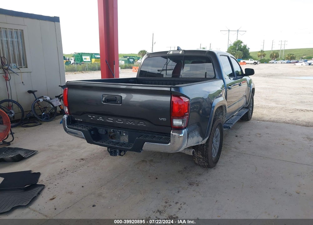 2018 TOYOTA TACOMA SR5 V6 VIN: 3TMAZ5CN8JM063814