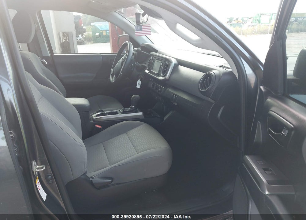 2018 TOYOTA TACOMA SR5 V6 VIN: 3TMAZ5CN8JM063814