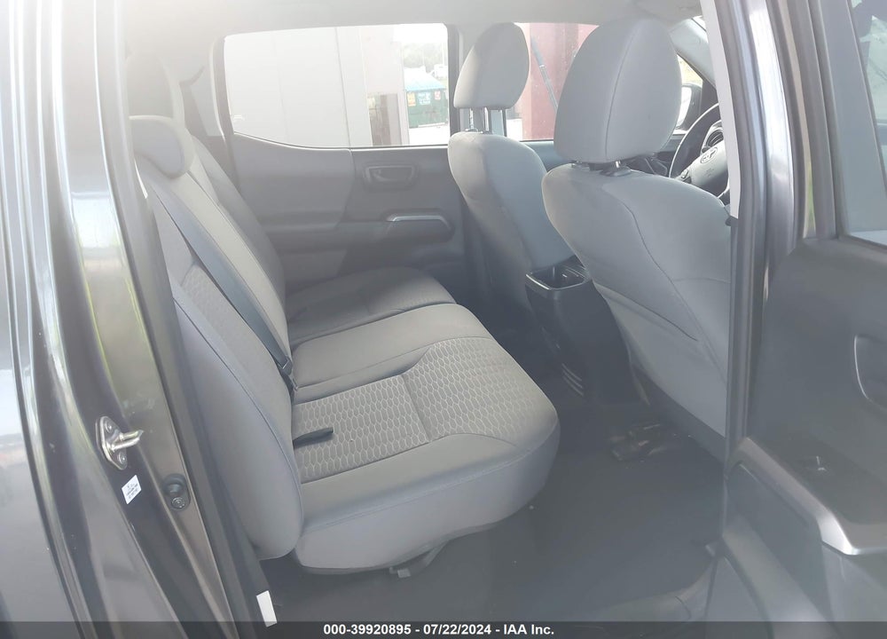 2018 TOYOTA TACOMA SR5 V6 VIN: 3TMAZ5CN8JM063814