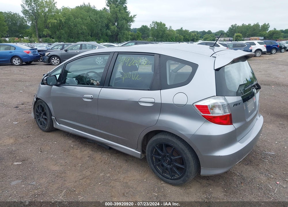 2010 HONDA FIT SPORT VIN: JHMGE8H48AC001725
