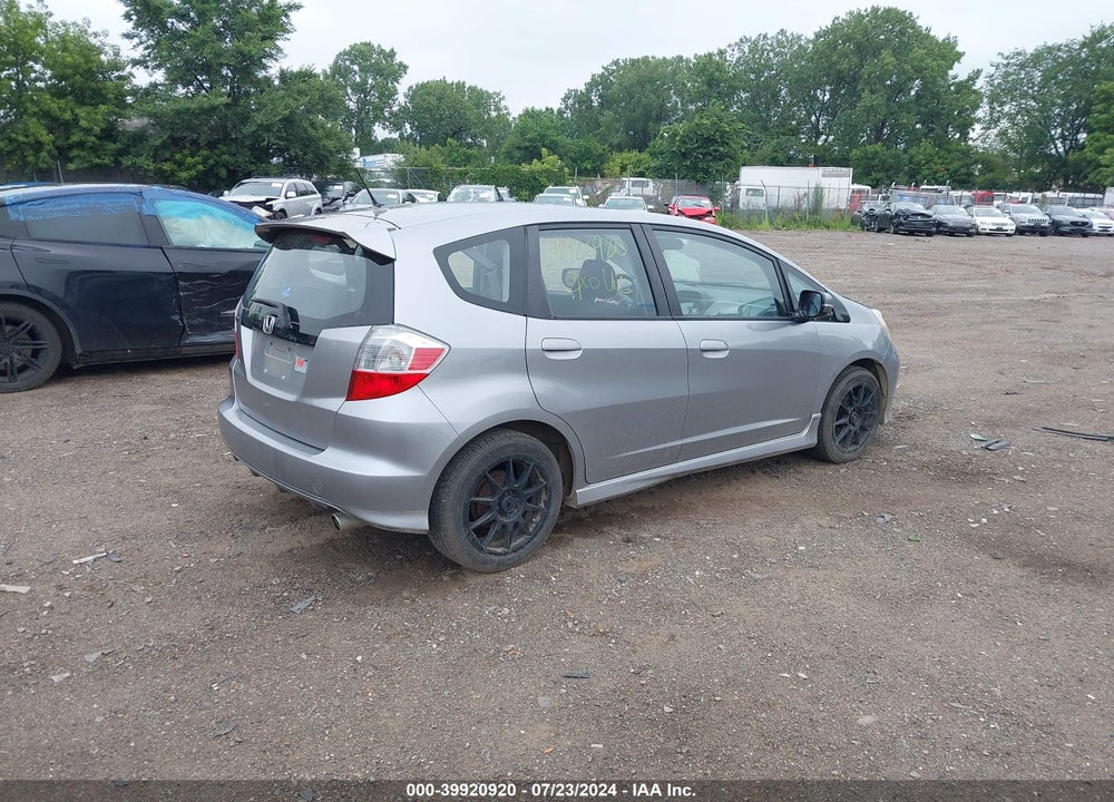 2010 HONDA FIT SPORT VIN: JHMGE8H48AC001725