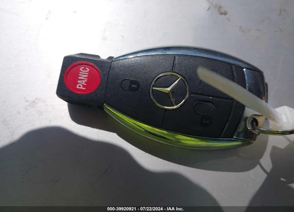2010 MERCEDES-BENZ S 550 VIN: WDDNG7BB7AA296693