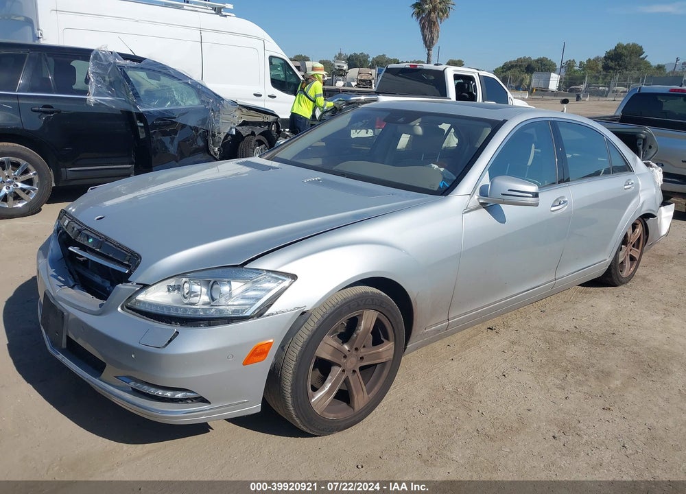 2010 MERCEDES-BENZ S 550 VIN: WDDNG7BB7AA296693