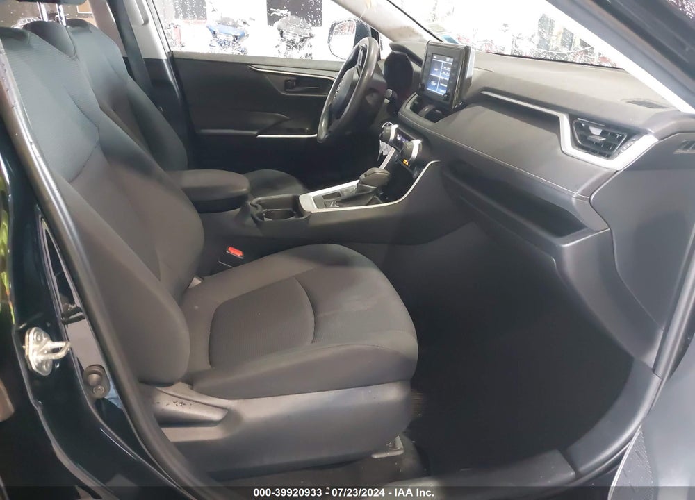 2019 TOYOTA RAV4 LE VIN: 2T3G1RFVXKC017049