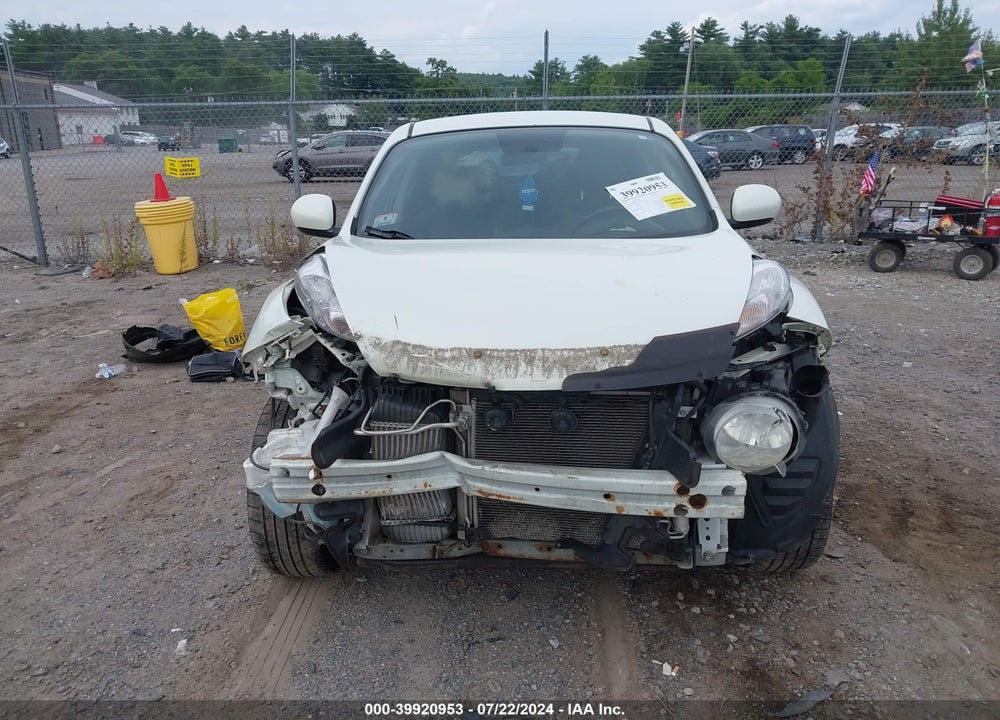 2011 NISSAN JUKE VIN: JN8AF5MV4BT021574