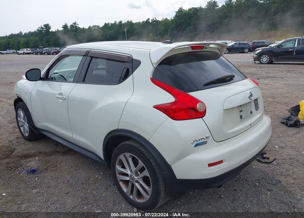 2011 NISSAN JUKE VIN: JN8AF5MV4BT021574
