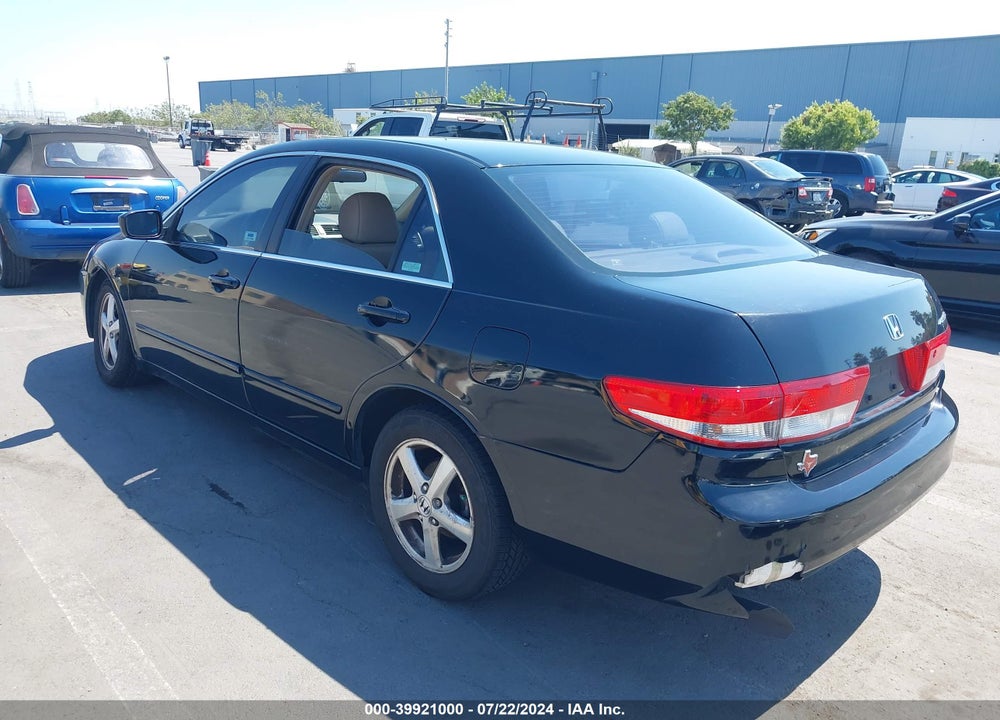 2003 HONDA ACCORD 2.4 EX VIN: JHMCM56663C083073
