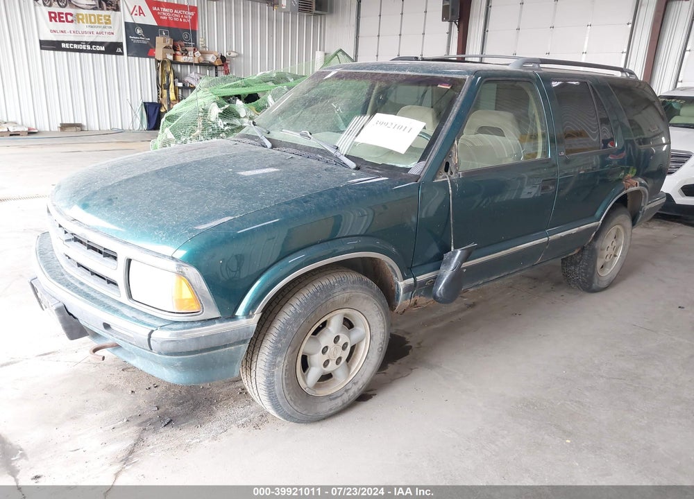 1997 CHEVROLET BLAZER LS VIN: 1GNDT13WXV2261346