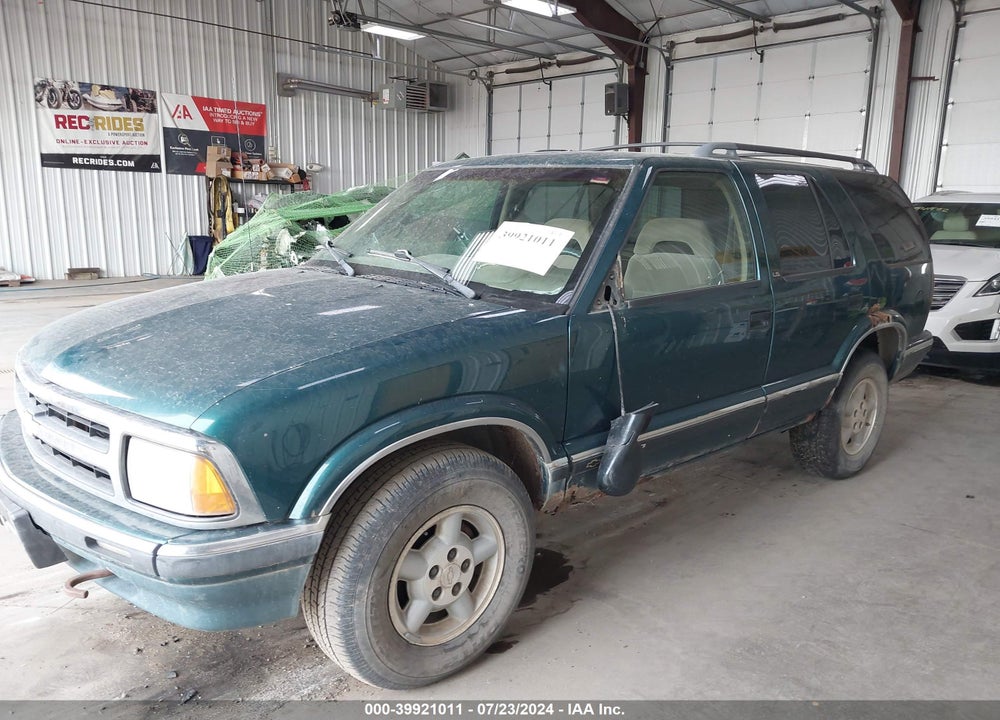 1997 CHEVROLET BLAZER LS VIN: 1GNDT13WXV2261346