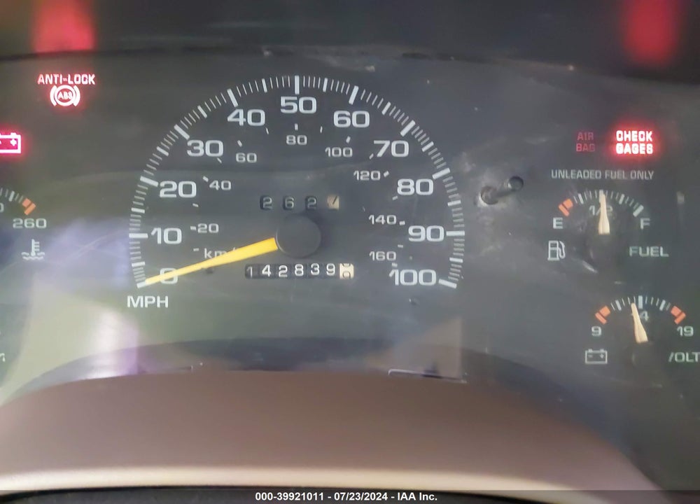 1997 CHEVROLET BLAZER LS VIN: 1GNDT13WXV2261346
