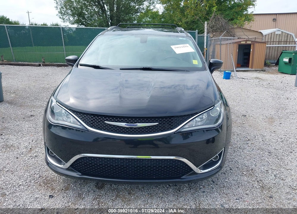 2020 CHRYSLER PACIFICA TOURING L VIN: 2C4RC1BG6LR283884