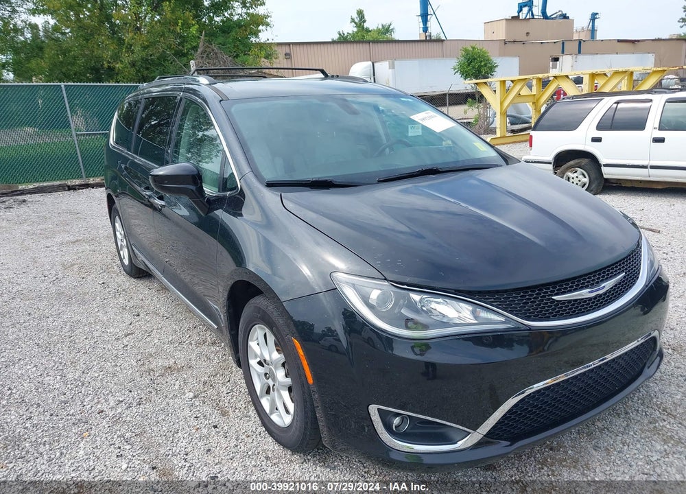 2020 CHRYSLER PACIFICA TOURING L VIN: 2C4RC1BG6LR283884