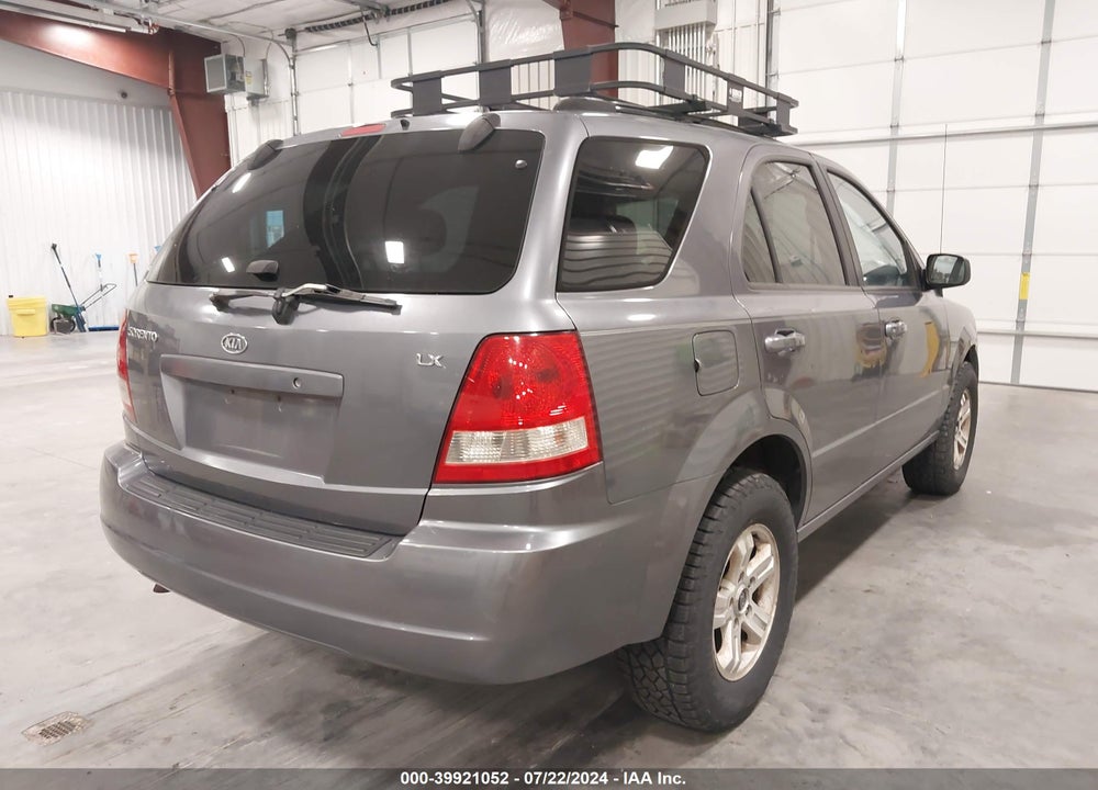 2004 KIA SORENTO VIN: KNDJC733445328444