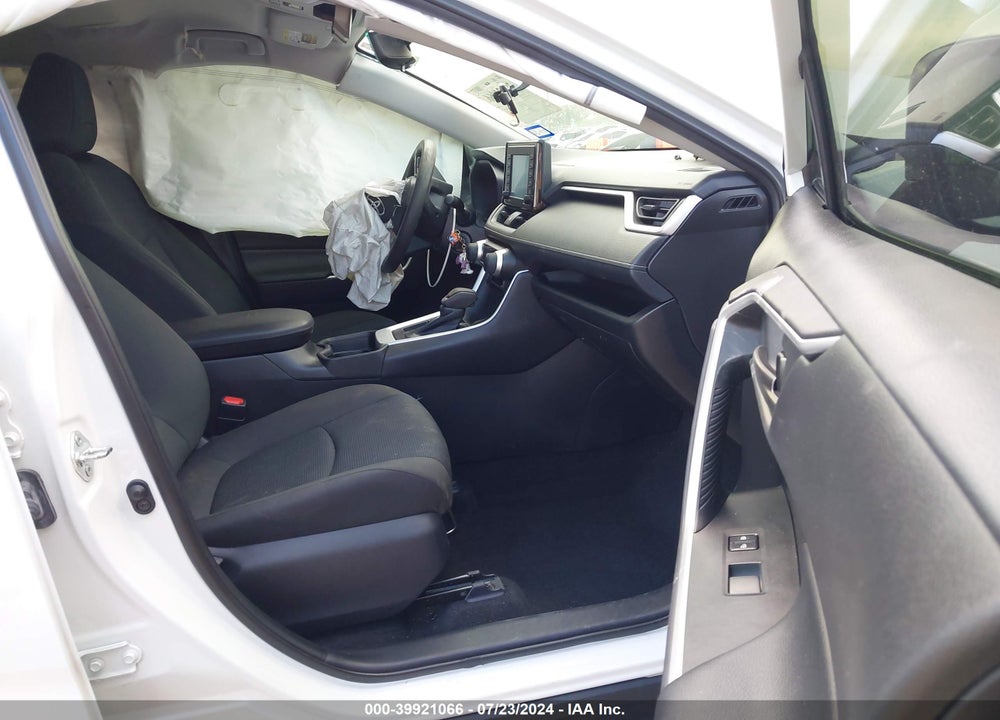 2021 TOYOTA RAV4 LE VIN: 2T3H1RFVXMC154676