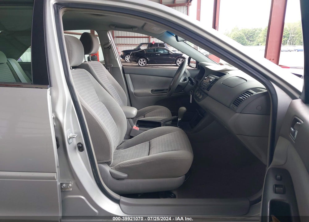2005 TOYOTA CAMRY STD/ VIN: 4T1BE32K85U389508