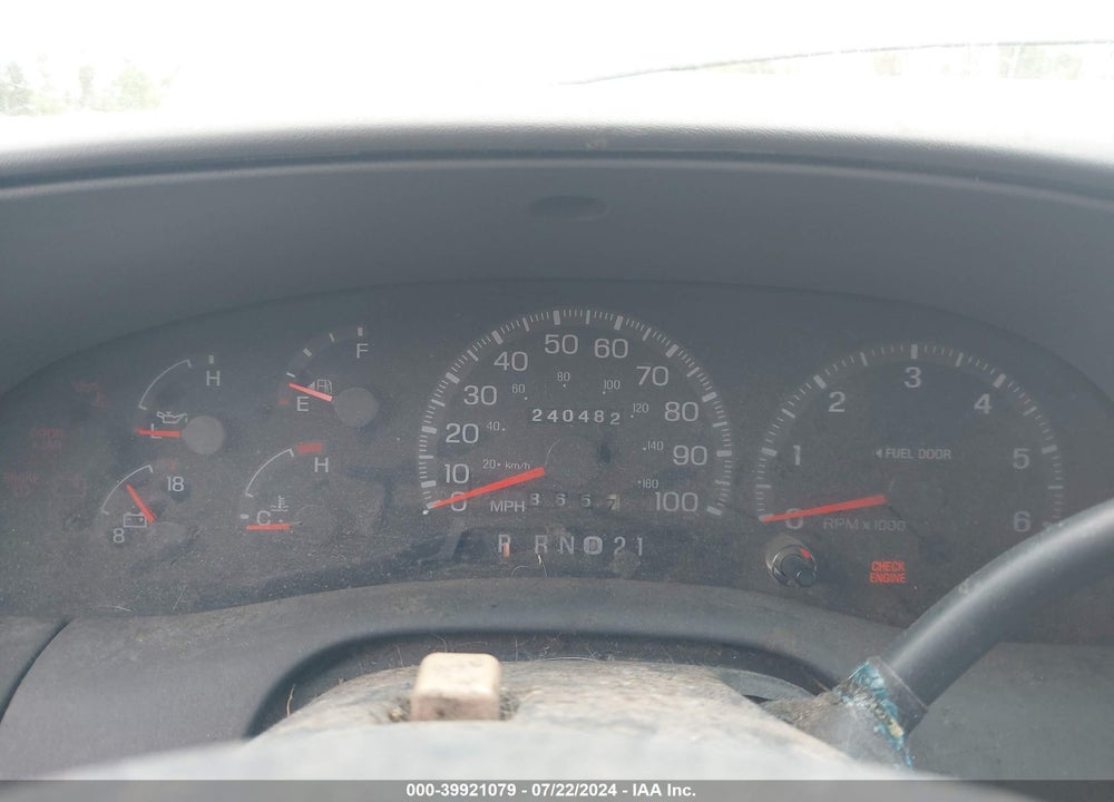 1997 FORD F-150 LARIAT/XL/XLT VIN: 1FTEX18L6VKD16018