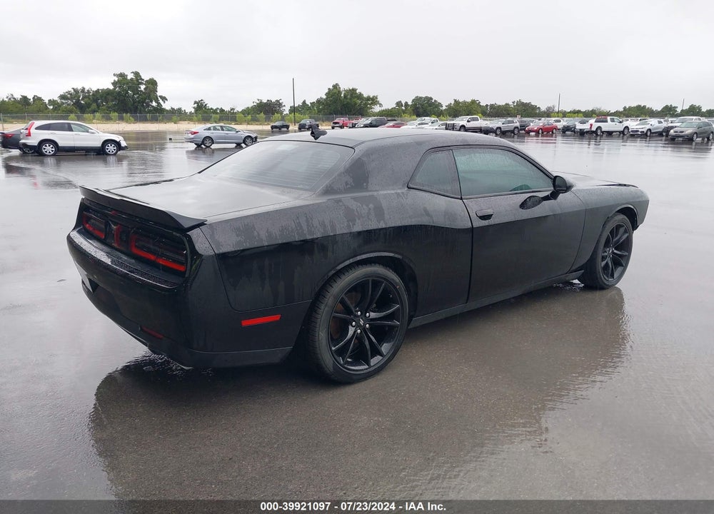 2017 DODGE CHALLENGER R/T VIN: 2C3CDZBT8HH509181