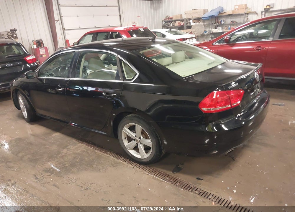 2013 VOLKSWAGEN PASSAT 2.5L SE VIN: 1VWBH7A34DC144817