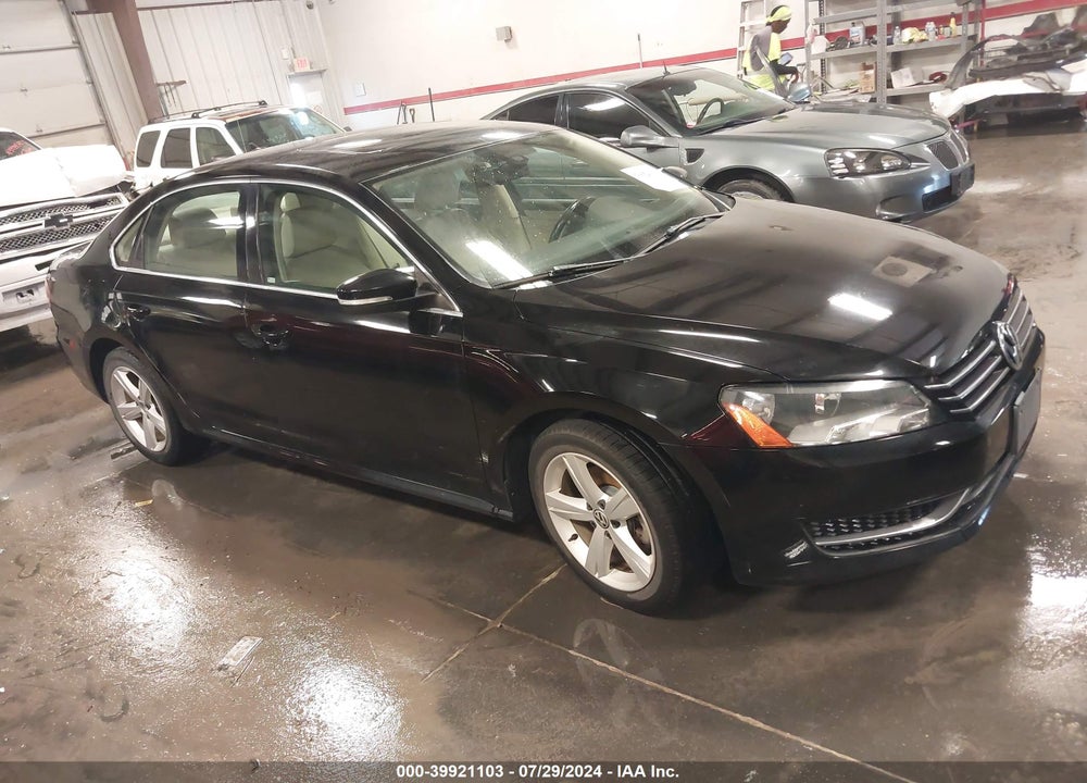 2013 VOLKSWAGEN PASSAT 2.5L SE VIN: 1VWBH7A34DC144817