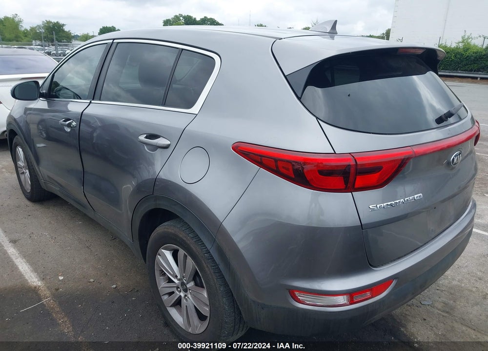 2018 KIA SPORTAGE LX VIN: KNDPM3AC2J7390704