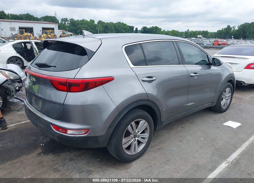 2018 KIA SPORTAGE LX VIN: KNDPM3AC2J7390704