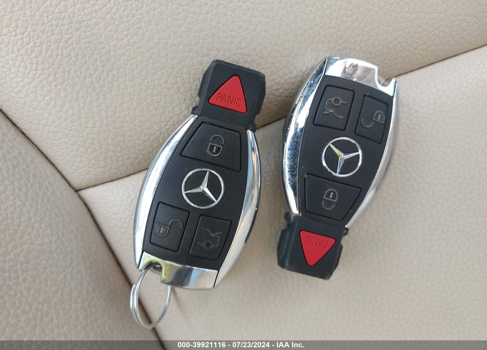 2015 MERCEDES-BENZ GLA 250 4MATIC VIN: WDCTG4GB1FJ177077
