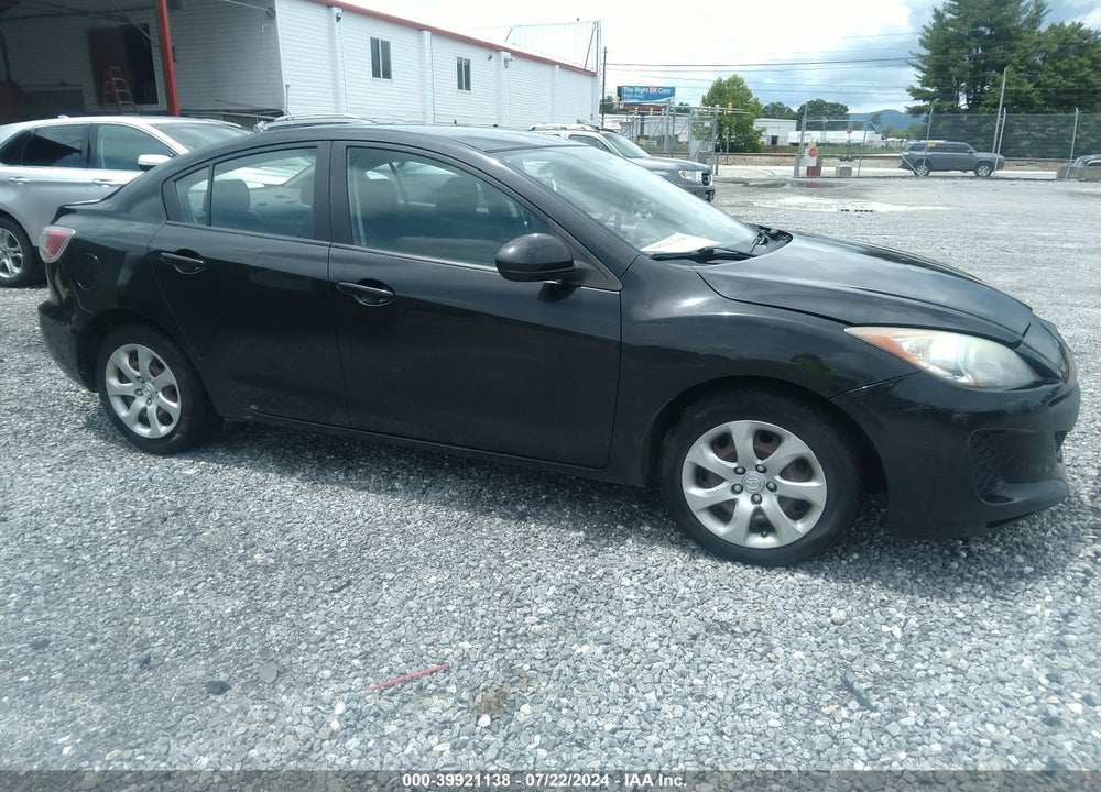 2013 MAZDA 3 I SPORT VIN: JM1BL1U75D1707379