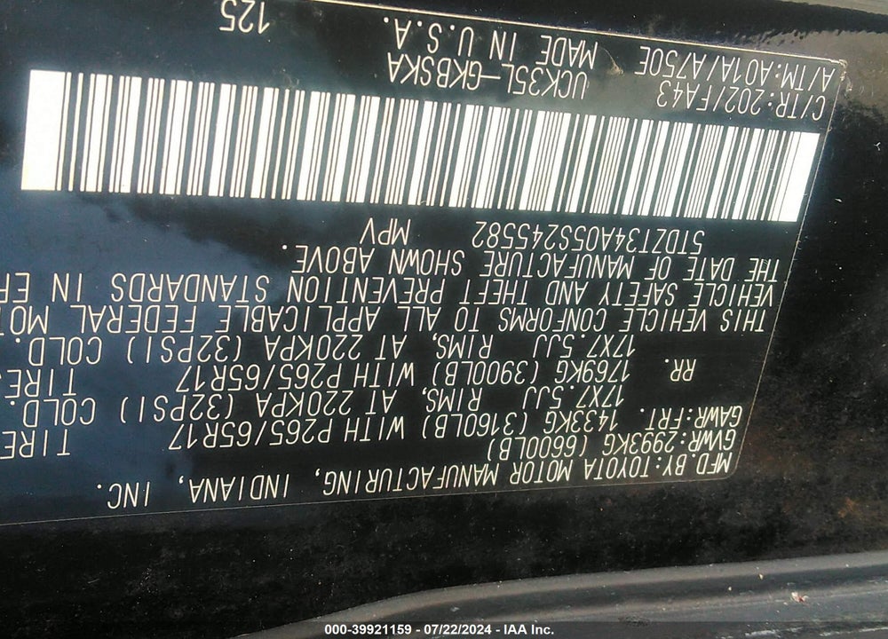 2005 TOYOTA SEQUOIA SR5 V8 VIN: 5TDZT34A05S245582