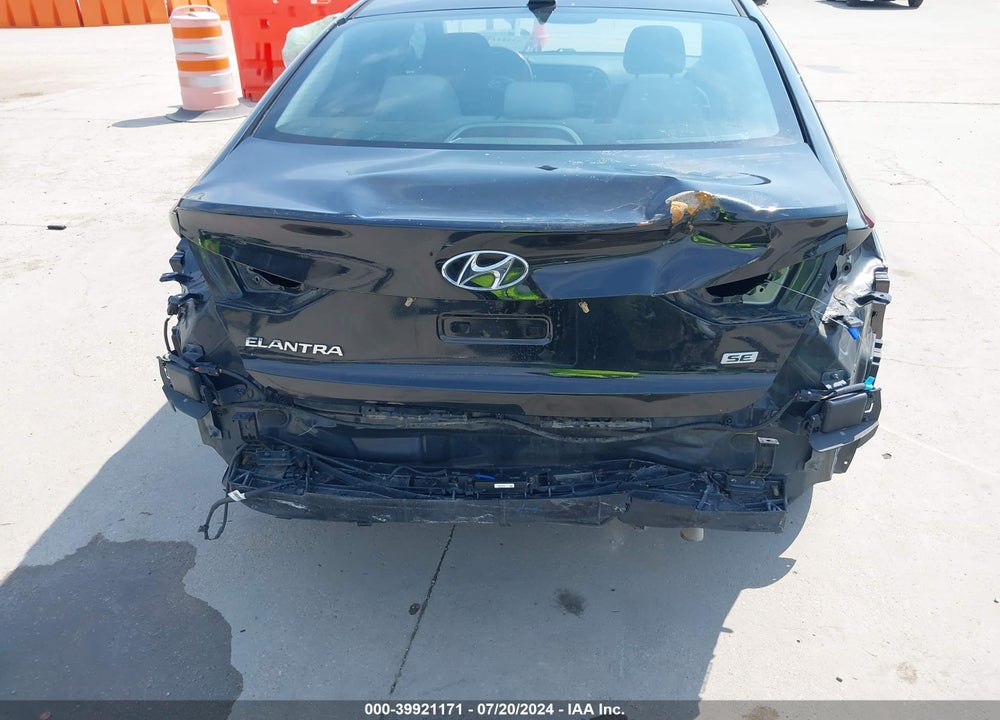 2018 HYUNDAI ELANTRA VALUE EDITION VIN: 5NPD84LF5JH357874