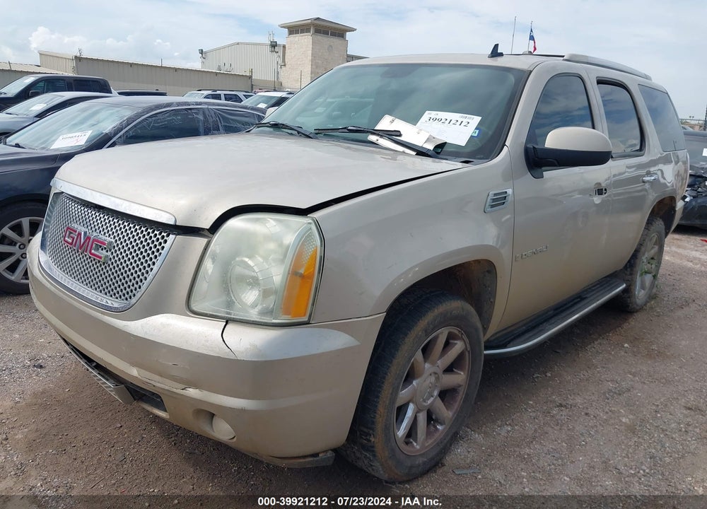 2007 GMC YUKON DENALI VIN: 1GKFK63847J223501