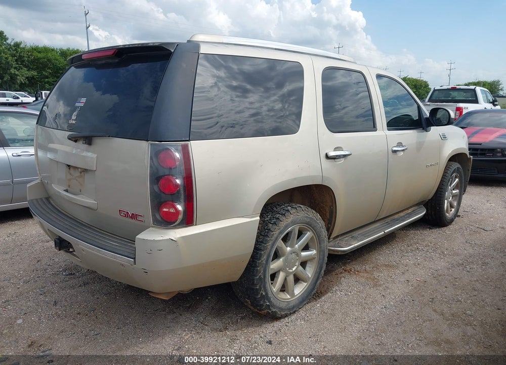 2007 GMC YUKON DENALI VIN: 1GKFK63847J223501