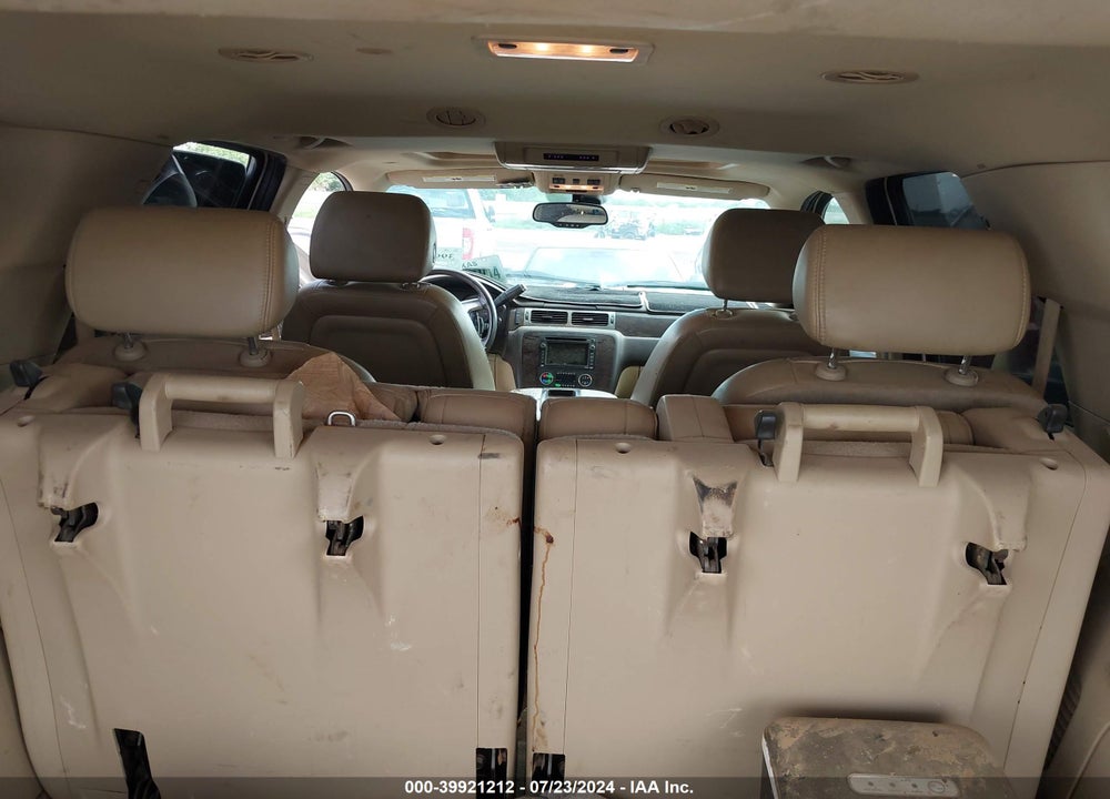 2007 GMC YUKON DENALI VIN: 1GKFK63847J223501