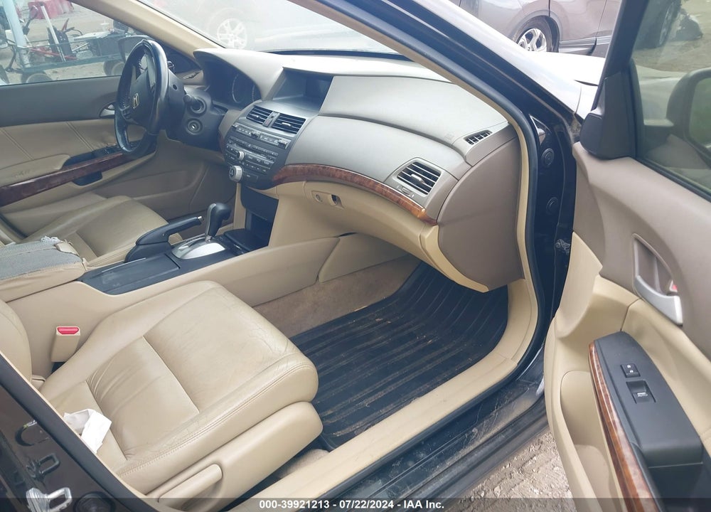 2009 HONDA ACCORD 2.4 EX-L VIN: 1HGCP268X9A110290