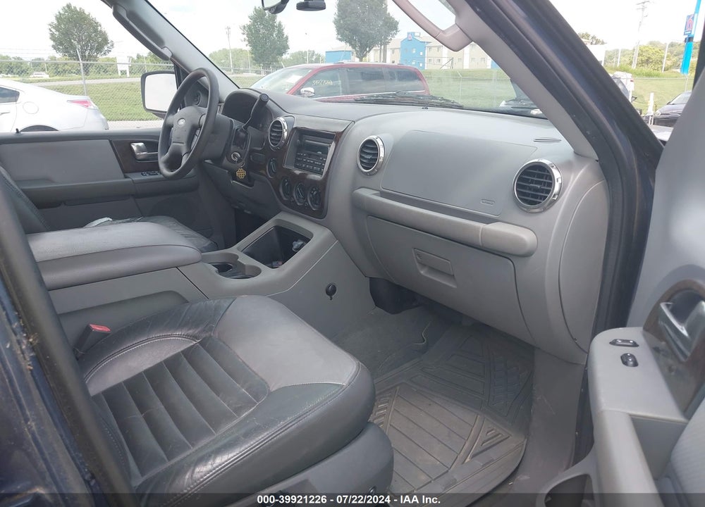 2004 FORD EXPEDITION NBX/XLT VIN: 1FMPU16L54LB19947