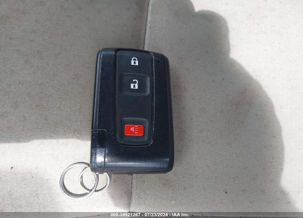 2007 TOYOTA PRIUS VIN: JTDKB20UX77668505