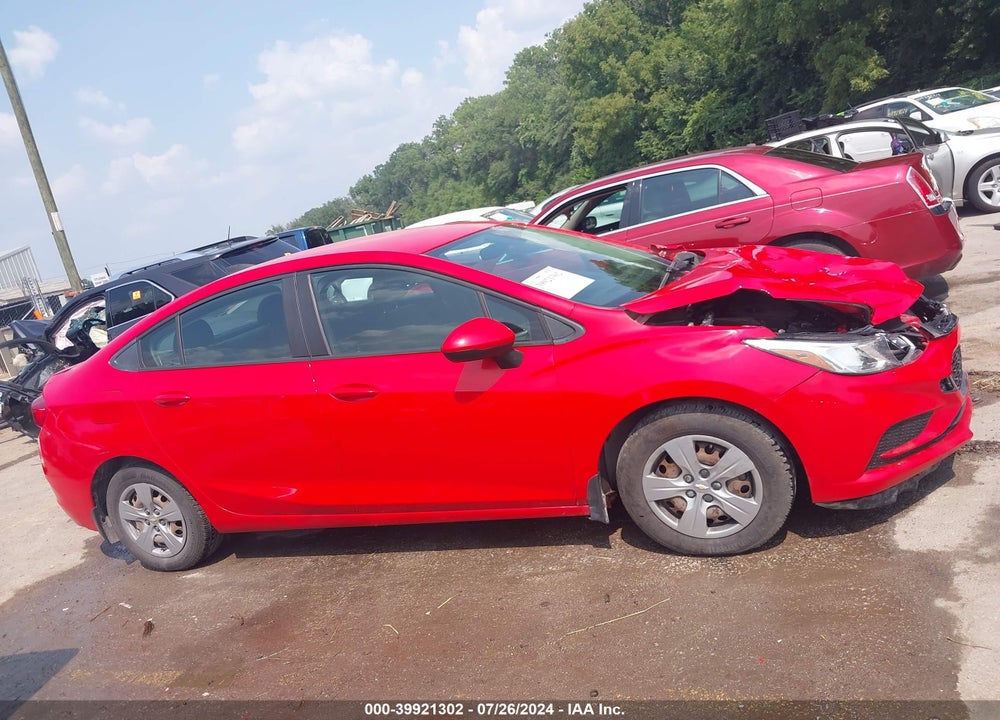 2017 CHEVROLET CRUZE VIN: 1G1BC5SM4H7217687