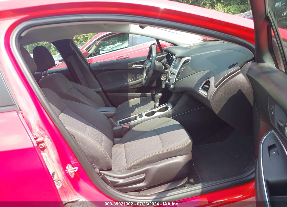 2017 CHEVROLET CRUZE VIN: 1G1BC5SM4H7217687