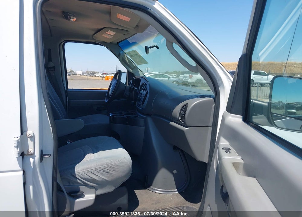 2006 FORD E-350 SUPER DUTY CHATEAU/XL/XLT VIN: 1FBNE31L06HB36631