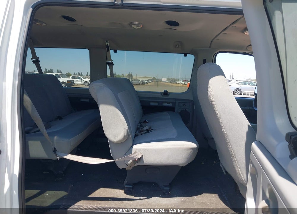 2006 FORD E-350 SUPER DUTY CHATEAU/XL/XLT VIN: 1FBNE31L06HB36631